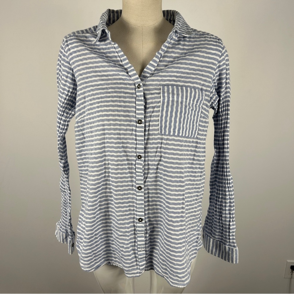Columbia button up roll tab sleeve shirt blue white stripe hiking outdoor top L